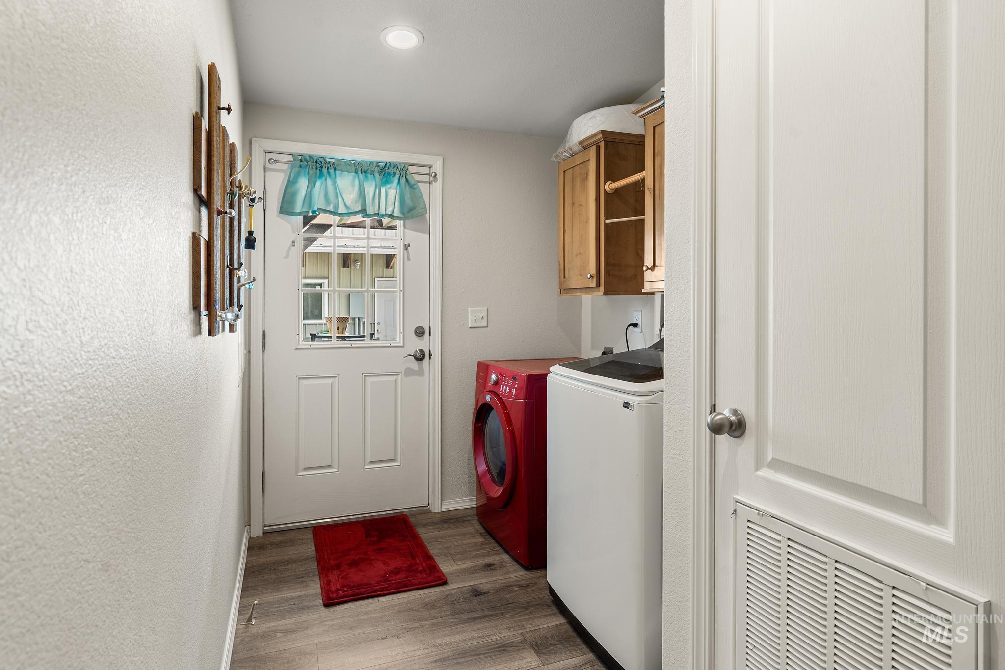 731 14th Street, Clarkston, Washington 99403, 3 Bedrooms, 3 Bathrooms, Residential For Sale, Price $440,000, 98987259