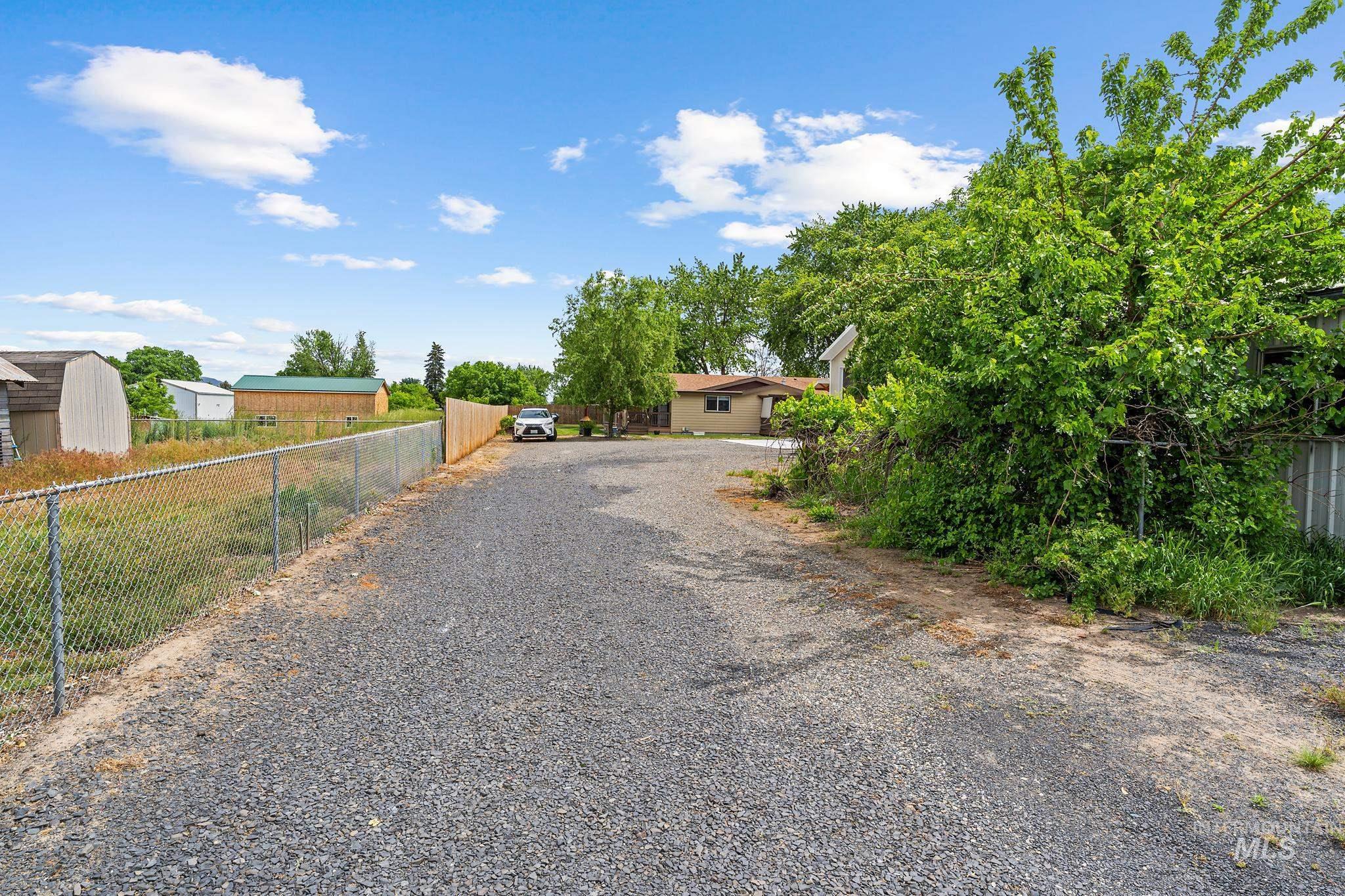 731 14th Street, Clarkston, Washington 99403, 3 Bedrooms, 3 Bathrooms, Residential For Sale, Price $440,000, 98987259