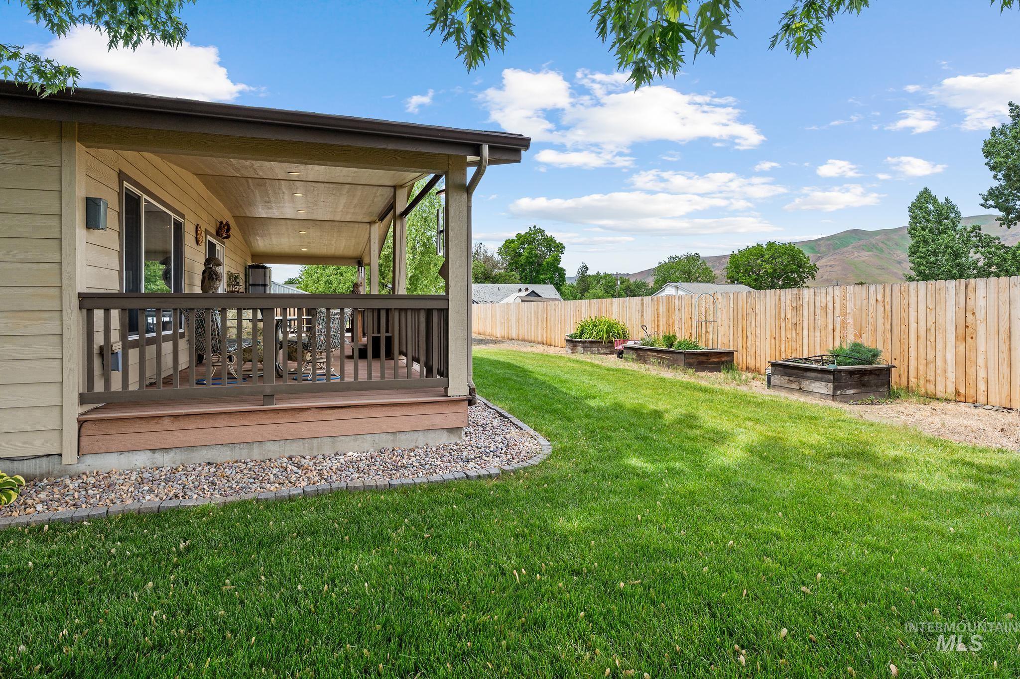 731 14th Street, Clarkston, Washington 99403, 3 Bedrooms, 3 Bathrooms, Residential For Sale, Price $440,000, 98987259