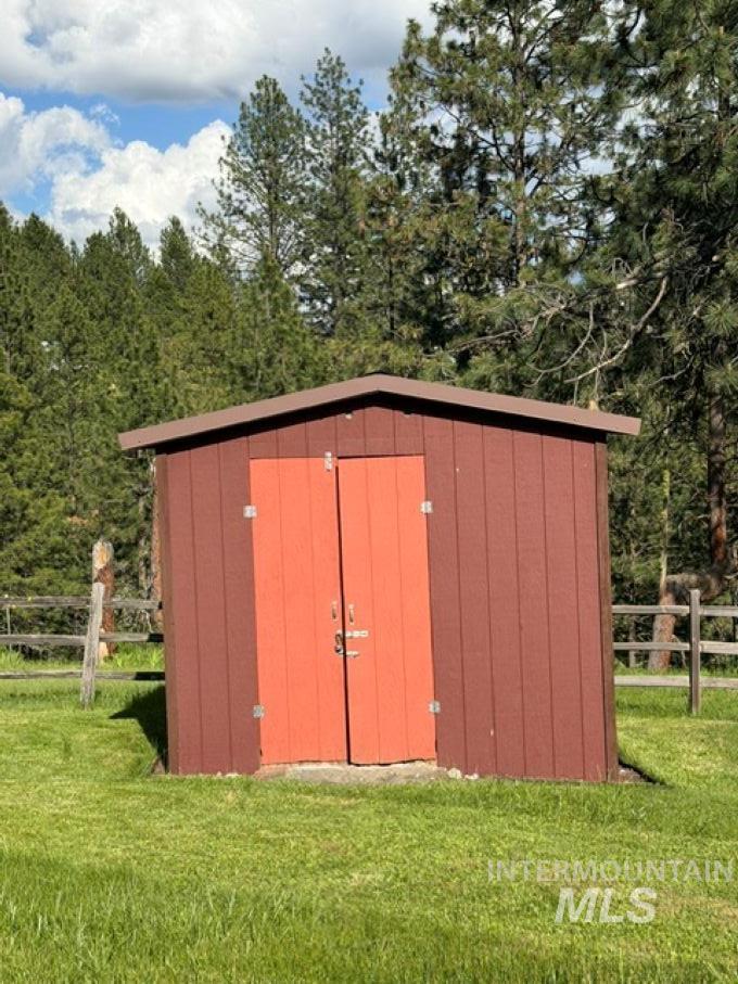 119 Beaver Hill Road, Kamiah, Idaho 83536, 3 Bedrooms, 2 Bathrooms, Residential For Sale, Price $580,000, 98987263