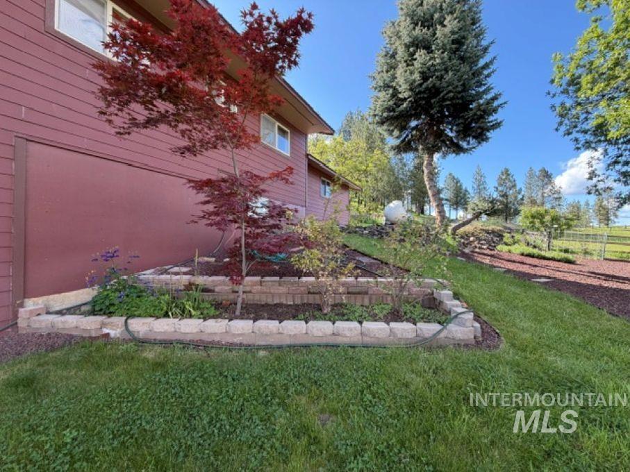 119 Beaver Hill Road, Kamiah, Idaho 83536, 3 Bedrooms, 2 Bathrooms, Residential For Sale, Price $580,000, 98987263