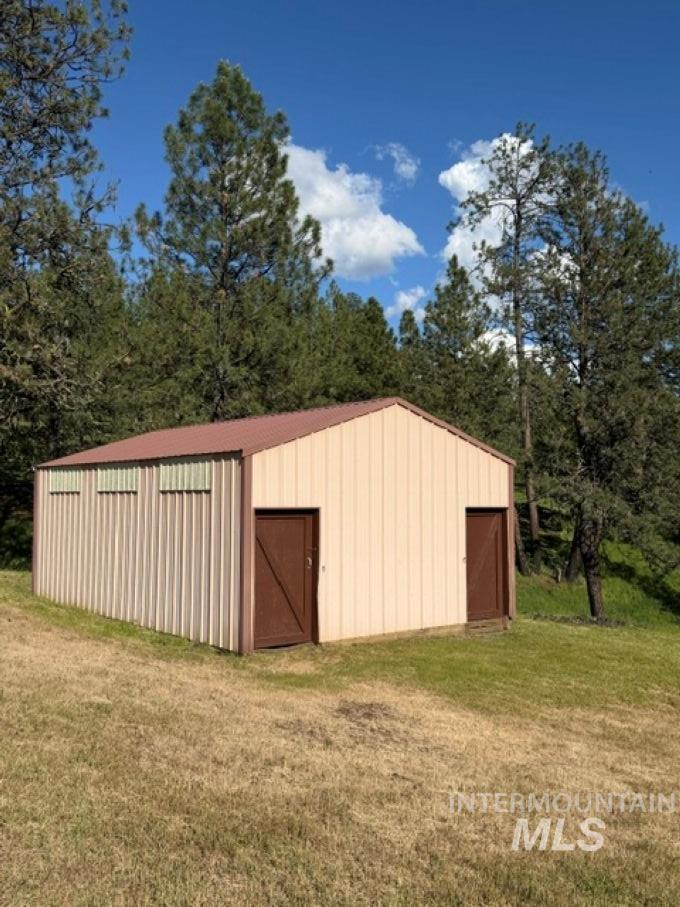 119 Beaver Hill Road, Kamiah, Idaho 83536, 3 Bedrooms, 2 Bathrooms, Residential For Sale, Price $580,000, 98987263