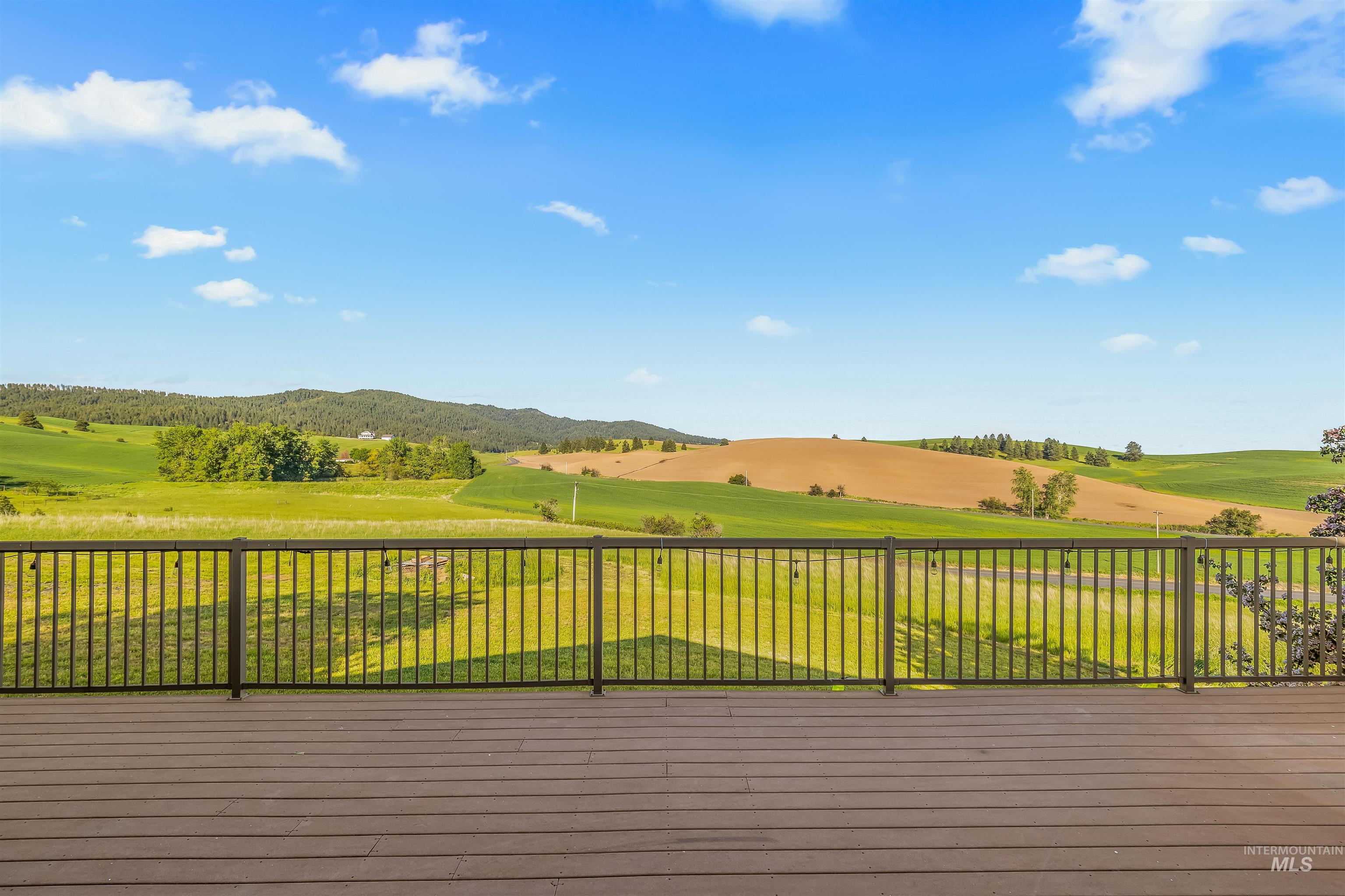 1019 Nearing Road, Moscow, Idaho 83843, 4 Bedrooms, 4 Bathrooms, Residential For Sale, Price $1,190,000, 98987265