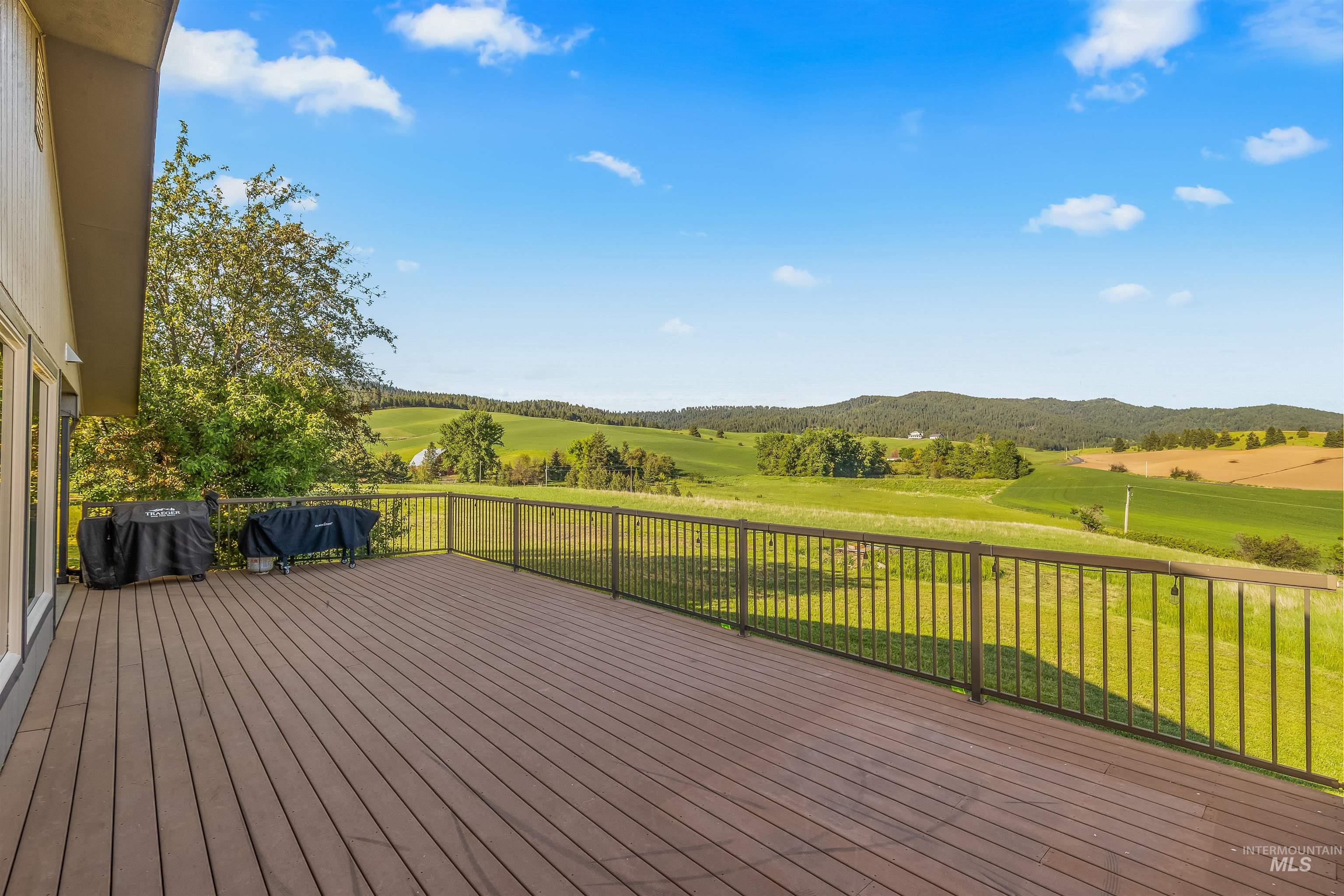 1019 Nearing Road, Moscow, Idaho 83843, 4 Bedrooms, 4 Bathrooms, Residential For Sale, Price $1,190,000, 98987265