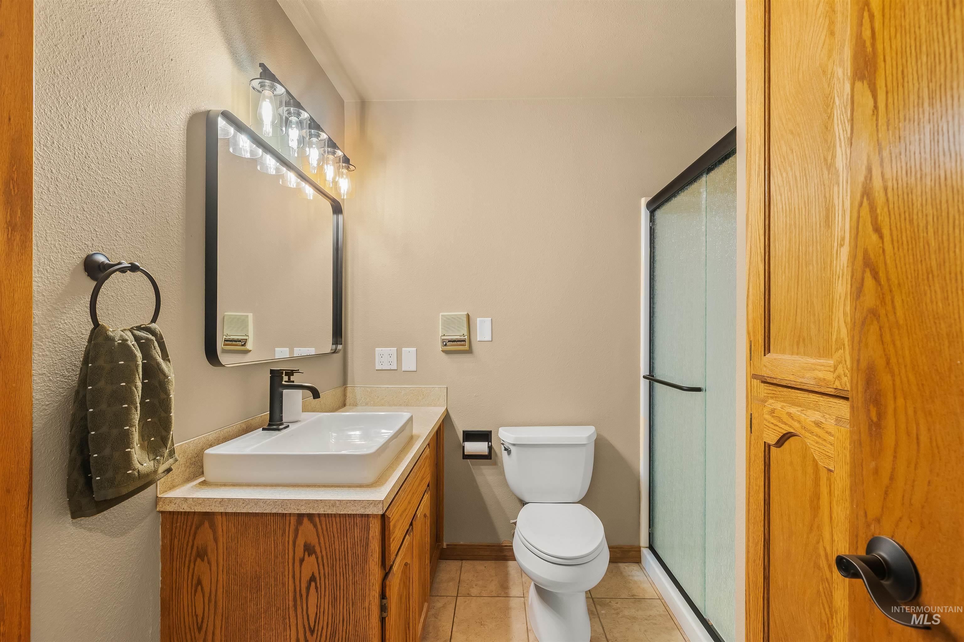 1019 Nearing Road, Moscow, Idaho 83843, 4 Bedrooms, 4 Bathrooms, Residential For Sale, Price $1,190,000, 98987265