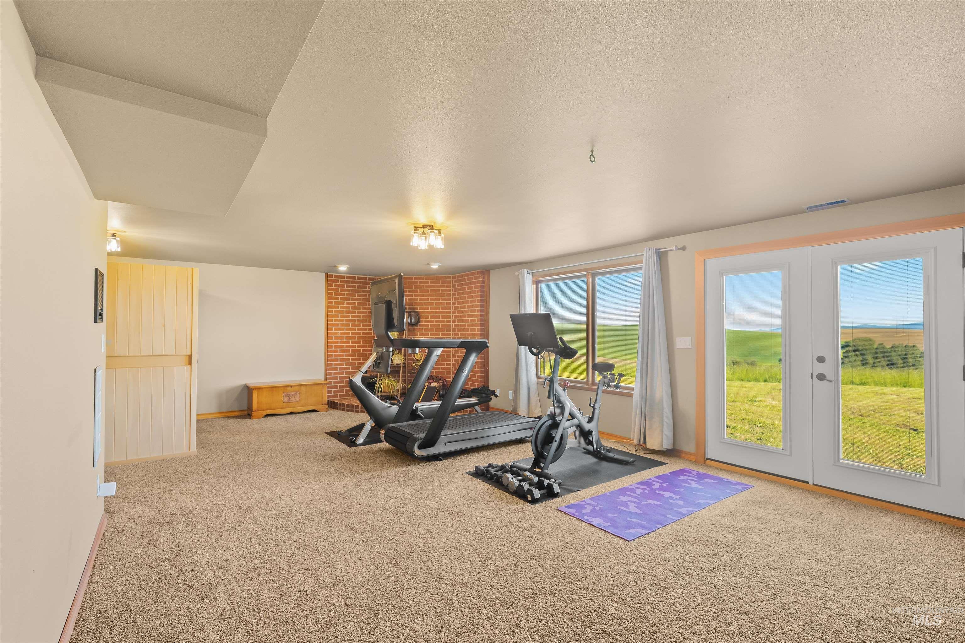 1019 Nearing Road, Moscow, Idaho 83843, 4 Bedrooms, 4 Bathrooms, Residential For Sale, Price $1,190,000, 98987265