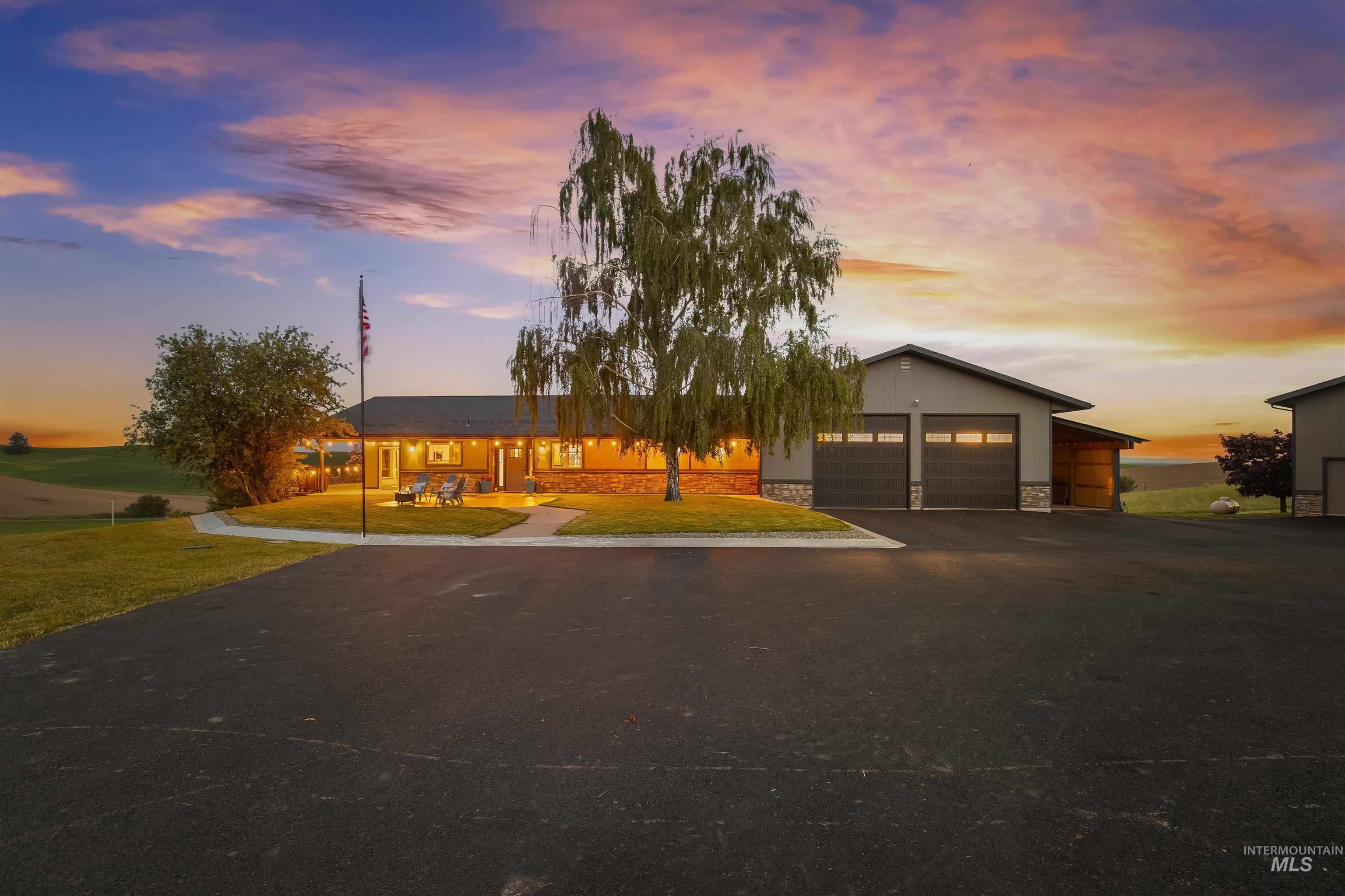 1019 Nearing Road, Moscow, Idaho 83843, 4 Bedrooms, 4 Bathrooms, Residential For Sale, Price $1,190,000, 98987265