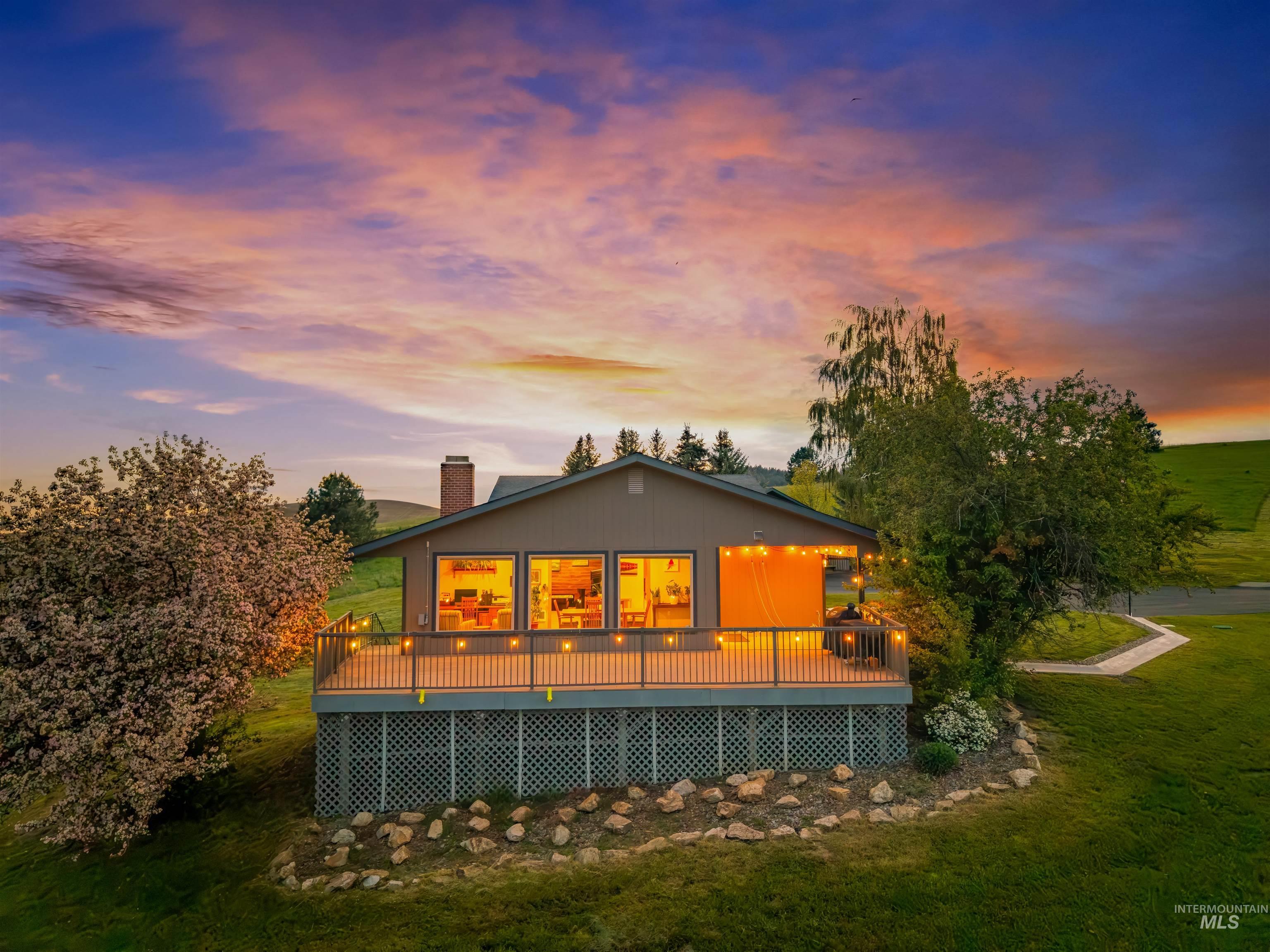 1019 Nearing Road, Moscow, Idaho 83843, 4 Bedrooms, 4 Bathrooms, Residential For Sale, Price $1,190,000, 98987265