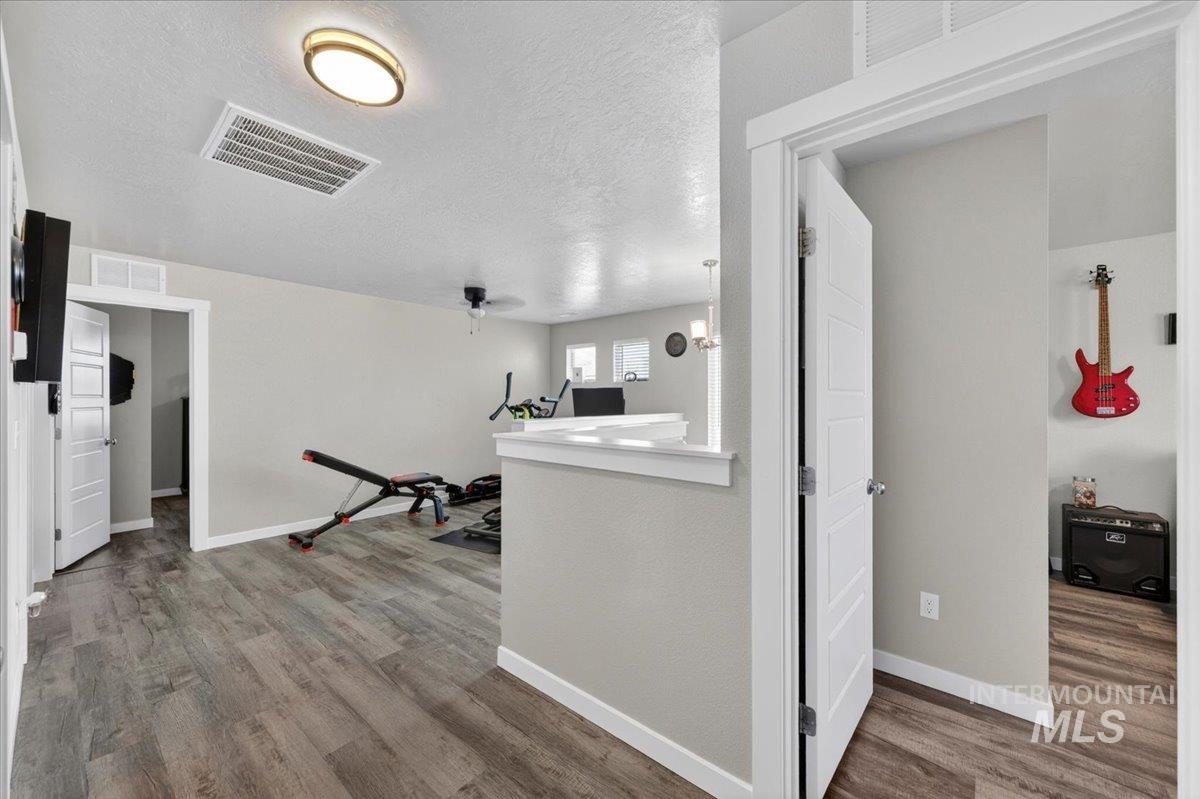 3080 W Everest St, Meridian, Idaho 83646, 4 Bedrooms, 2.5 Bathrooms, Residential For Sale, Price $575,000, 98987266
