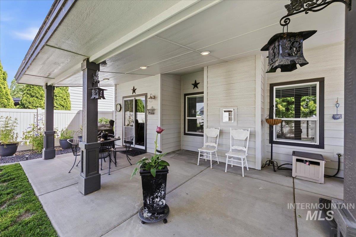 3080 W Everest St, Meridian, Idaho 83646, 4 Bedrooms, 2.5 Bathrooms, Residential For Sale, Price $575,000, 98987266