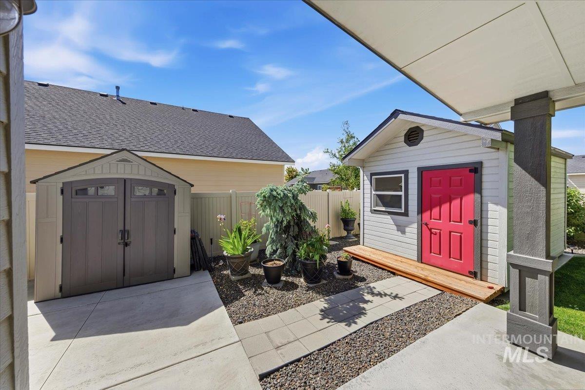 3080 W Everest St, Meridian, Idaho 83646, 4 Bedrooms, 2.5 Bathrooms, Residential For Sale, Price $575,000, 98987266
