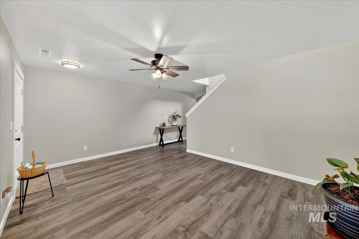 3080 W Everest St, Meridian, Idaho 83646, 4 Bedrooms, 2.5 Bathrooms, Residential For Sale, Price $575,000, 98987266