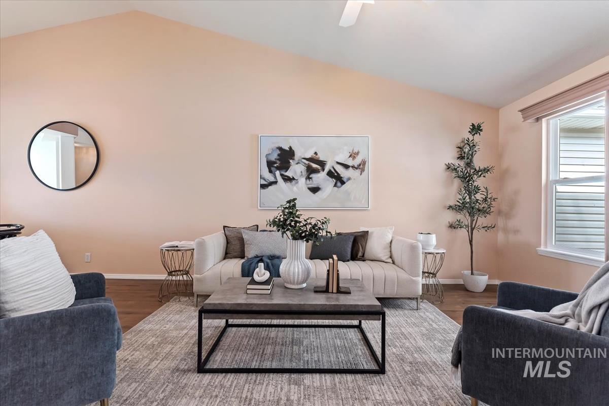 170 E Carmel Dr., Meridian, Idaho 83646, 3 Bedrooms, 2 Bathrooms, Residential For Sale, Price $379,000, 98987267