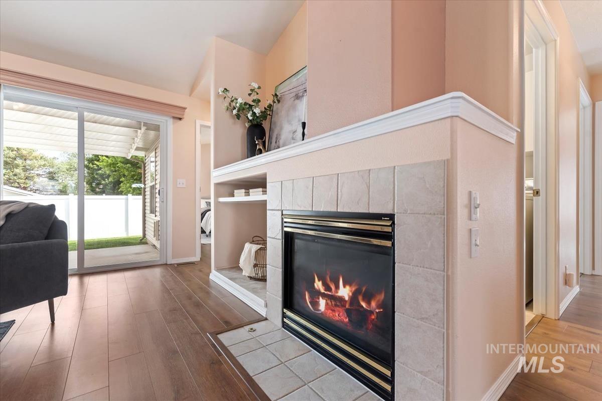 170 E Carmel Dr., Meridian, Idaho 83646, 3 Bedrooms, 2 Bathrooms, Residential For Sale, Price $379,000, 98987267