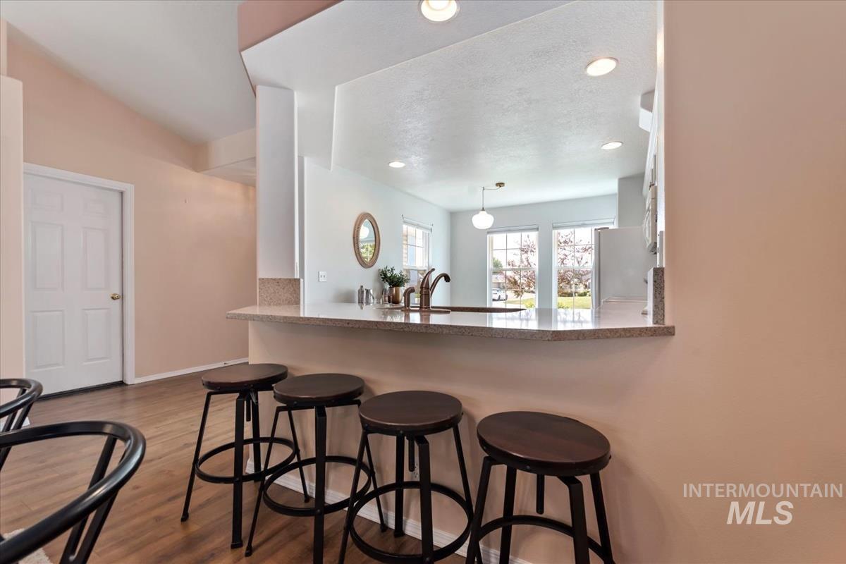 170 E Carmel Dr., Meridian, Idaho 83646, 3 Bedrooms, 2 Bathrooms, Residential For Sale, Price $379,000, 98987267