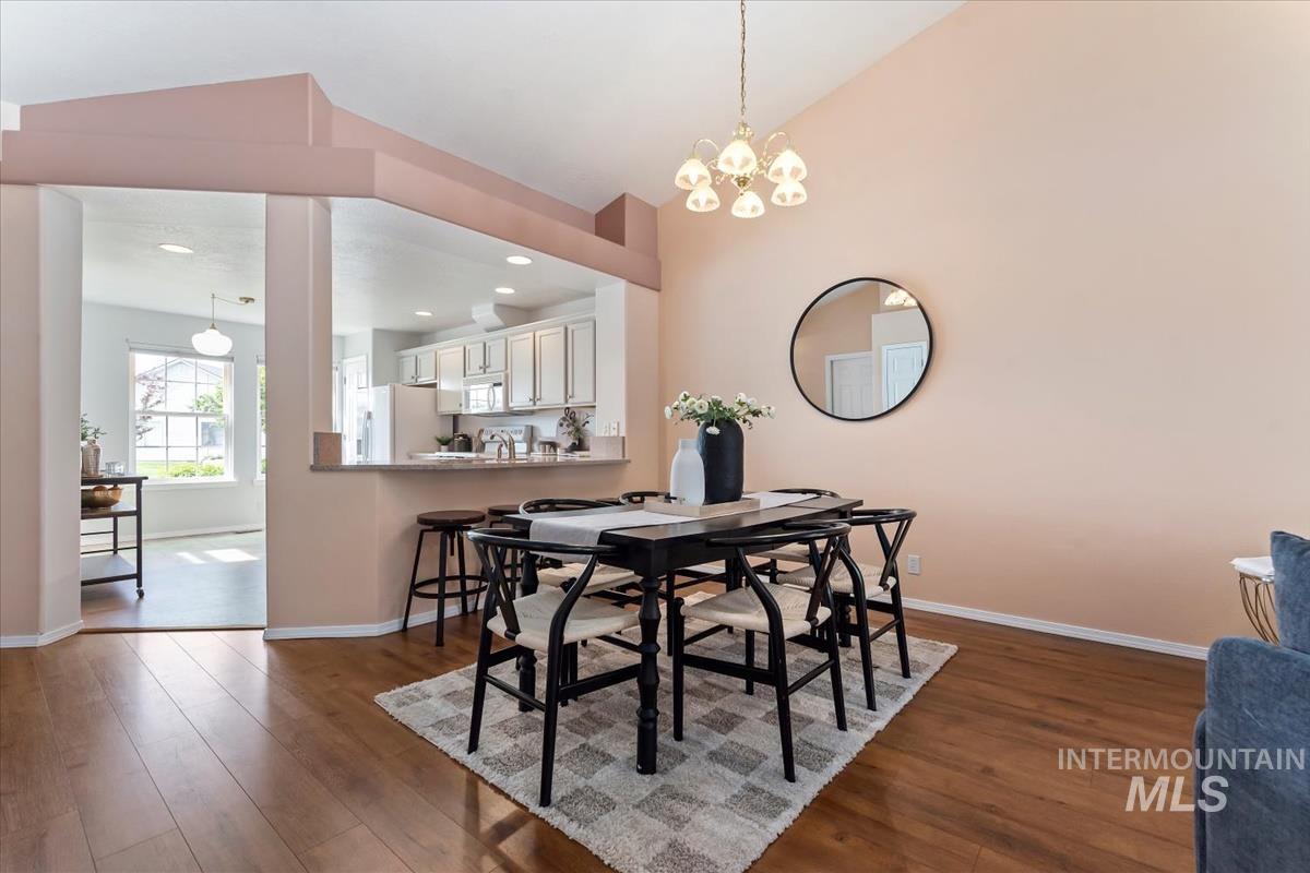 170 E Carmel Dr., Meridian, Idaho 83646, 3 Bedrooms, 2 Bathrooms, Residential For Sale, Price $379,000, 98987267