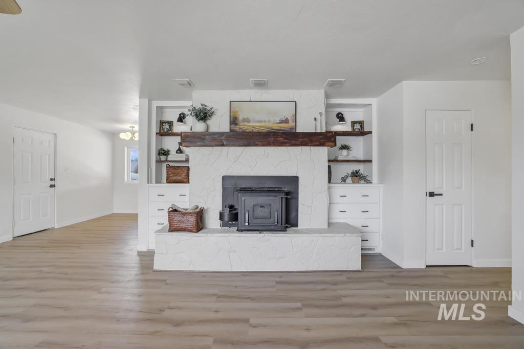 1069 W Filer Ave, Twin Falls, Idaho 83301, 5 Bedrooms, 2.5 Bathrooms, Residential For Sale, Price $489,000, 98987270