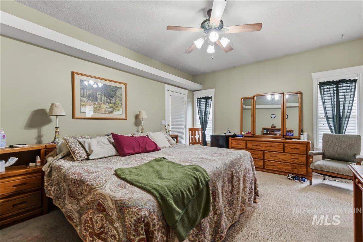 1807 S Linder Rd, Meridian, Idaho 83642, 3 Bedrooms, 2.5 Bathrooms, Residential For Sale, Price $879,900, 98987273