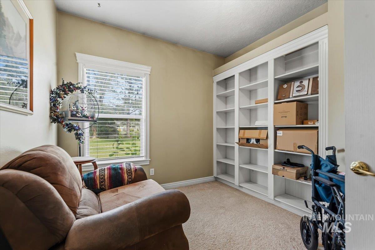 1807 S Linder Rd, Meridian, Idaho 83642, 3 Bedrooms, 2.5 Bathrooms, Residential For Sale, Price $879,900, 98987273