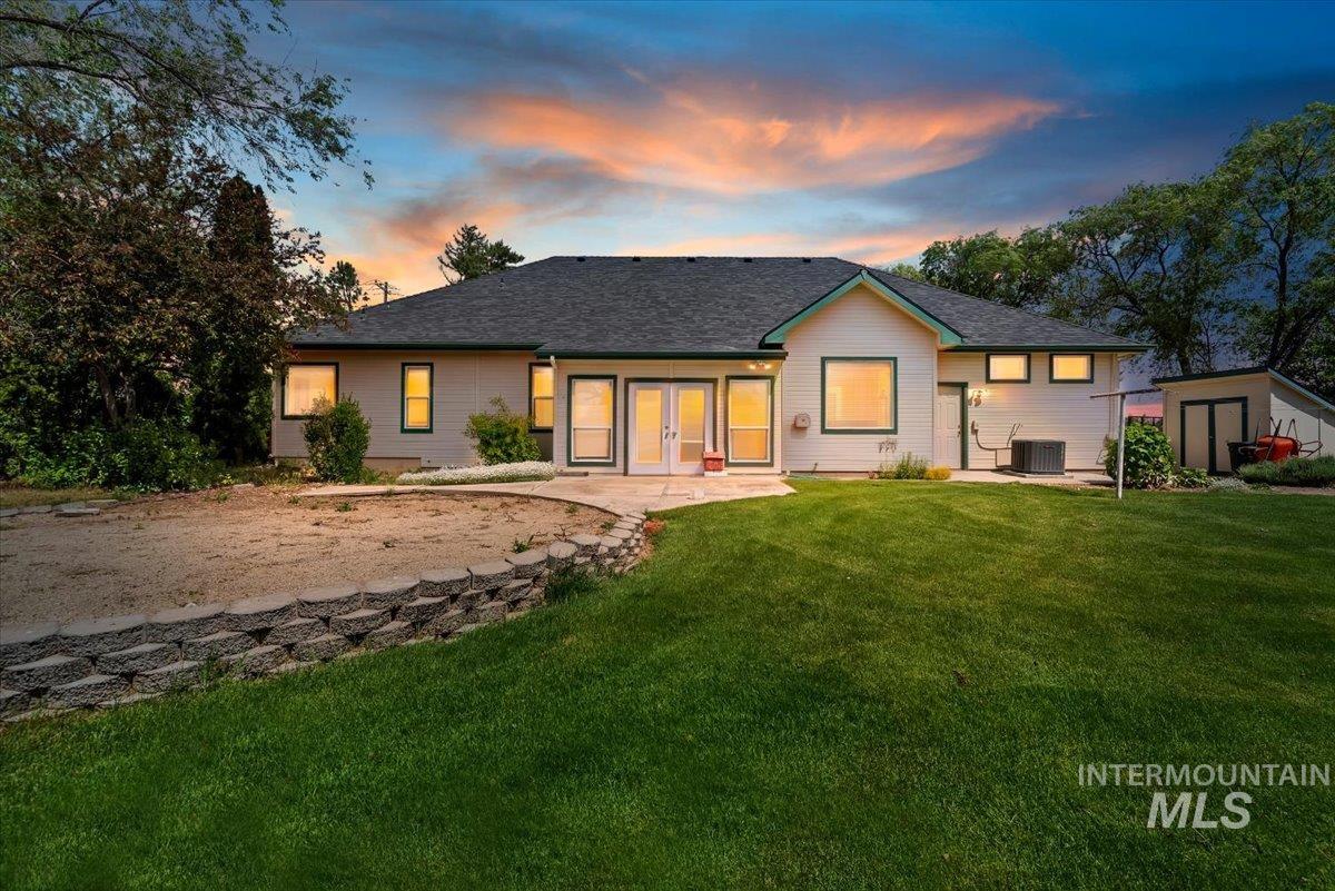 1807 S Linder Rd, Meridian, Idaho 83642, 3 Bedrooms, 2.5 Bathrooms, Residential For Sale, Price $879,900, 98987273