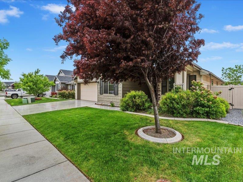 5821 W Quintale, Meridian, Idaho 83646, 3 Bedrooms, 2 Bathrooms, Residential For Sale, Price $565,000, 98987274