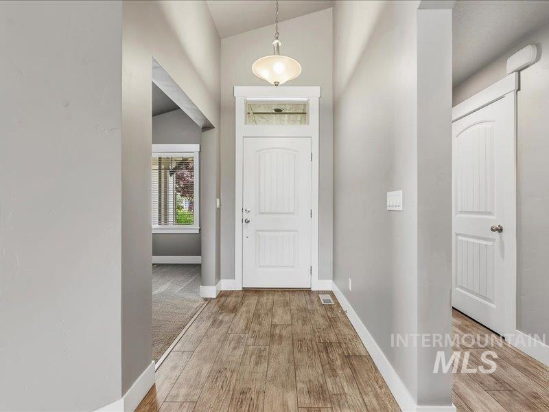 5821 W Quintale, Meridian, Idaho 83646, 3 Bedrooms, 2 Bathrooms, Residential For Sale, Price $565,000, 98987274
