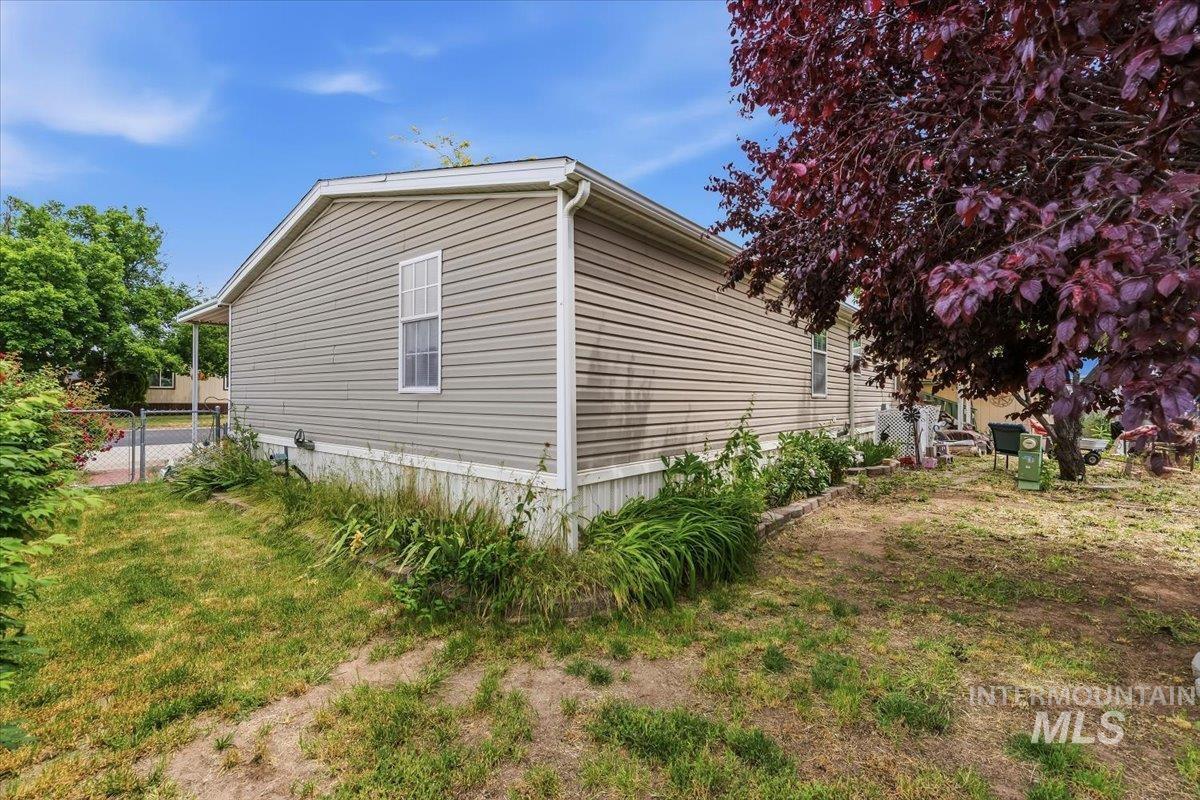 700 E Fairview Ave #17, Meridian, Idaho 83642, 3 Bedrooms, 2 Bathrooms, Residential For Sale, Price $150,000, 98987275