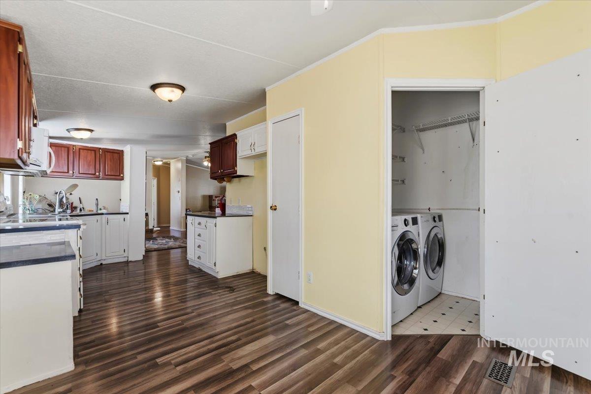 700 E Fairview Ave #17, Meridian, Idaho 83642, 3 Bedrooms, 2 Bathrooms, Residential For Sale, Price $150,000, 98987275