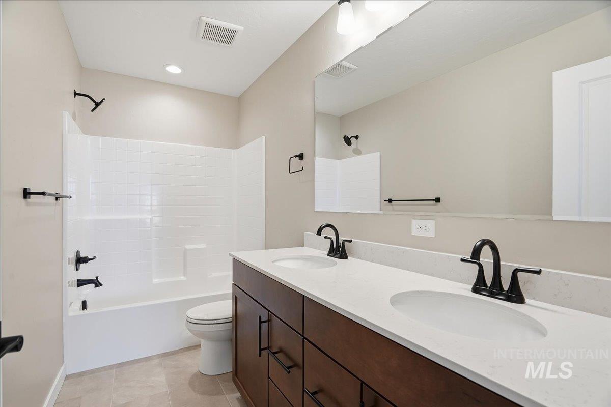 3807 S Anise Ave, Nampa, Idaho 83686, 4 Bedrooms, 2.5 Bathrooms, Residential For Sale, Price $499,990, 98987276