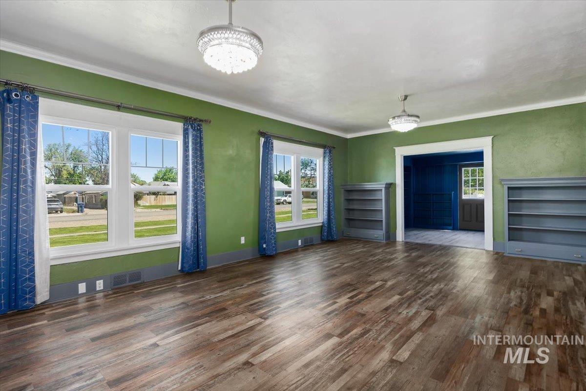 813 7th, Rupert, Idaho 83350, 5 Bedrooms, 2 Bathrooms, Residential For Sale, Price $625,000, 98987280