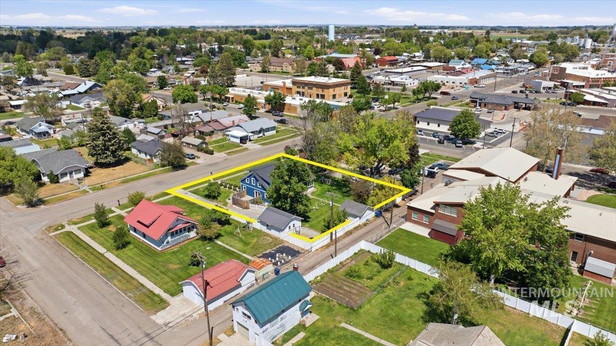 813 7th, Rupert, Idaho 83350, 5 Bedrooms, 2 Bathrooms, Residential For Sale, Price $625,000, 98987280