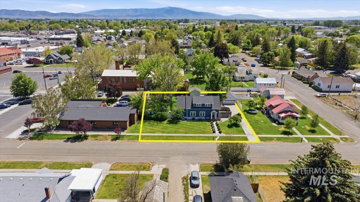 813 7th, Rupert, Idaho 83350, 5 Bedrooms, 2 Bathrooms, Residential For Sale, Price $625,000, 98987280