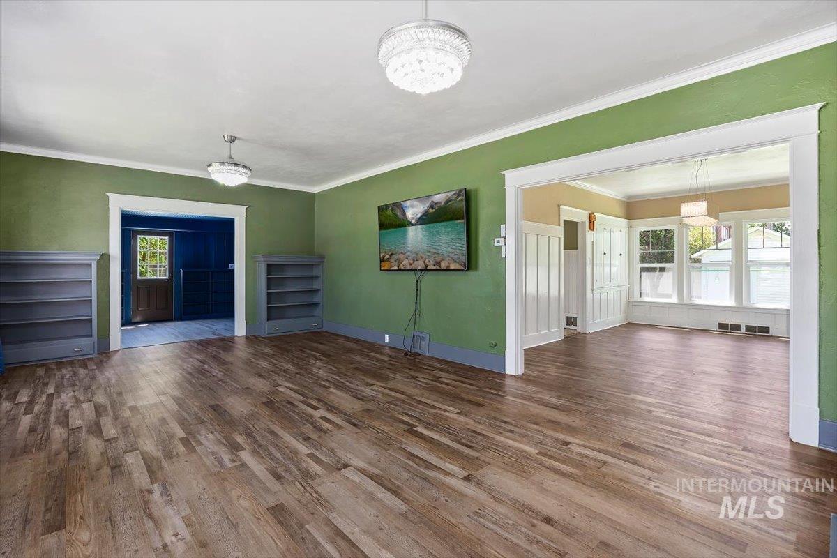 813 7th, Rupert, Idaho 83350, 5 Bedrooms, 2 Bathrooms, Residential For Sale, Price $625,000, 98987280