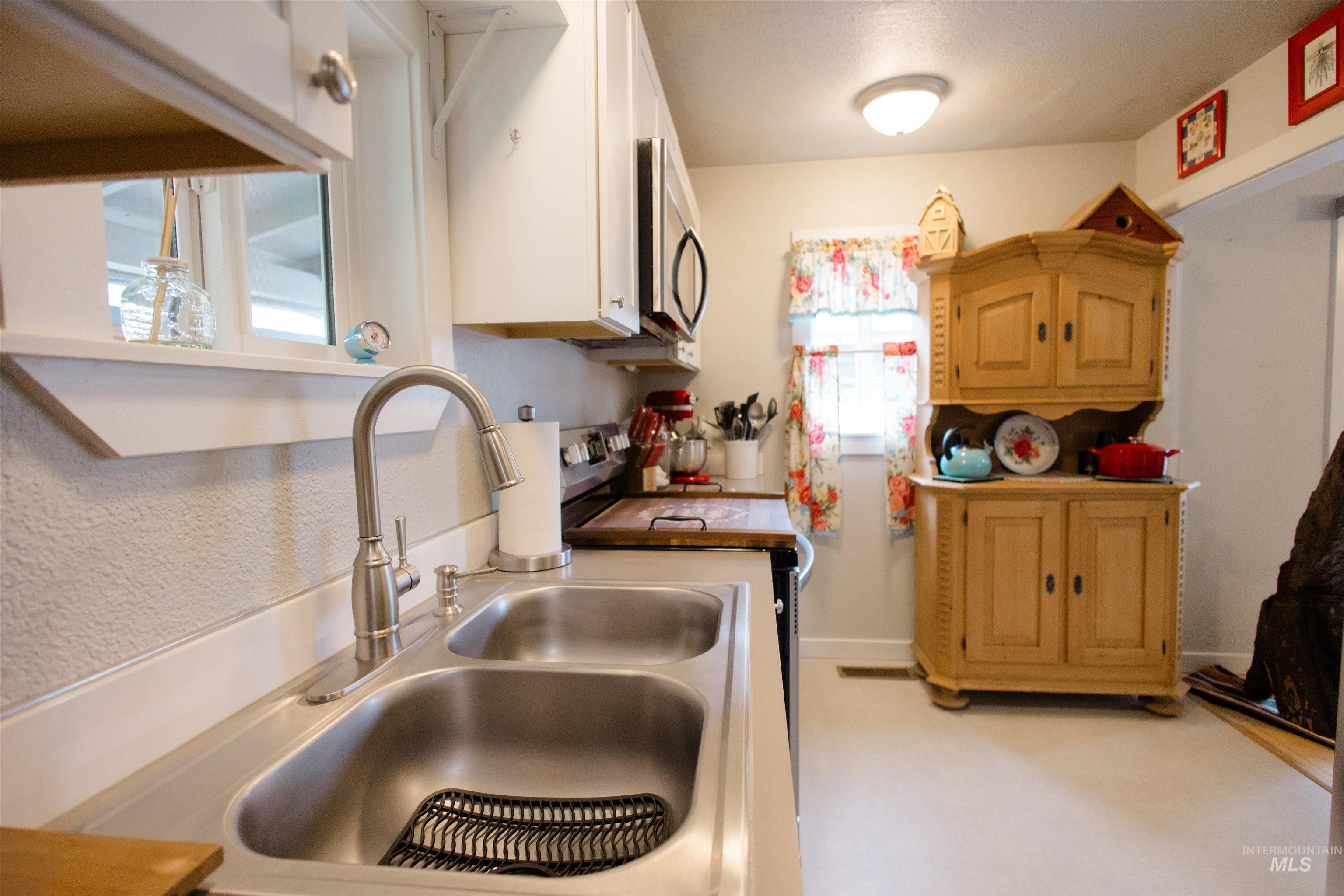 980 E 15 N, Mountain Home, Idaho 83647, 2 Bedrooms, 1 Bathroom, Residential For Sale, Price $314,900, 98987287