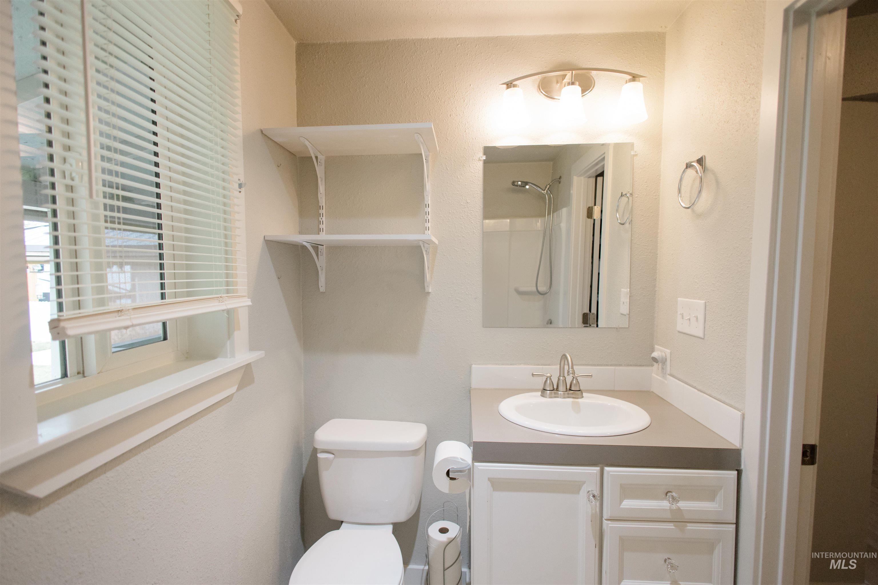 980 E 15 N, Mountain Home, Idaho 83647, 2 Bedrooms, 1 Bathroom, Residential For Sale, Price $314,900, 98987287