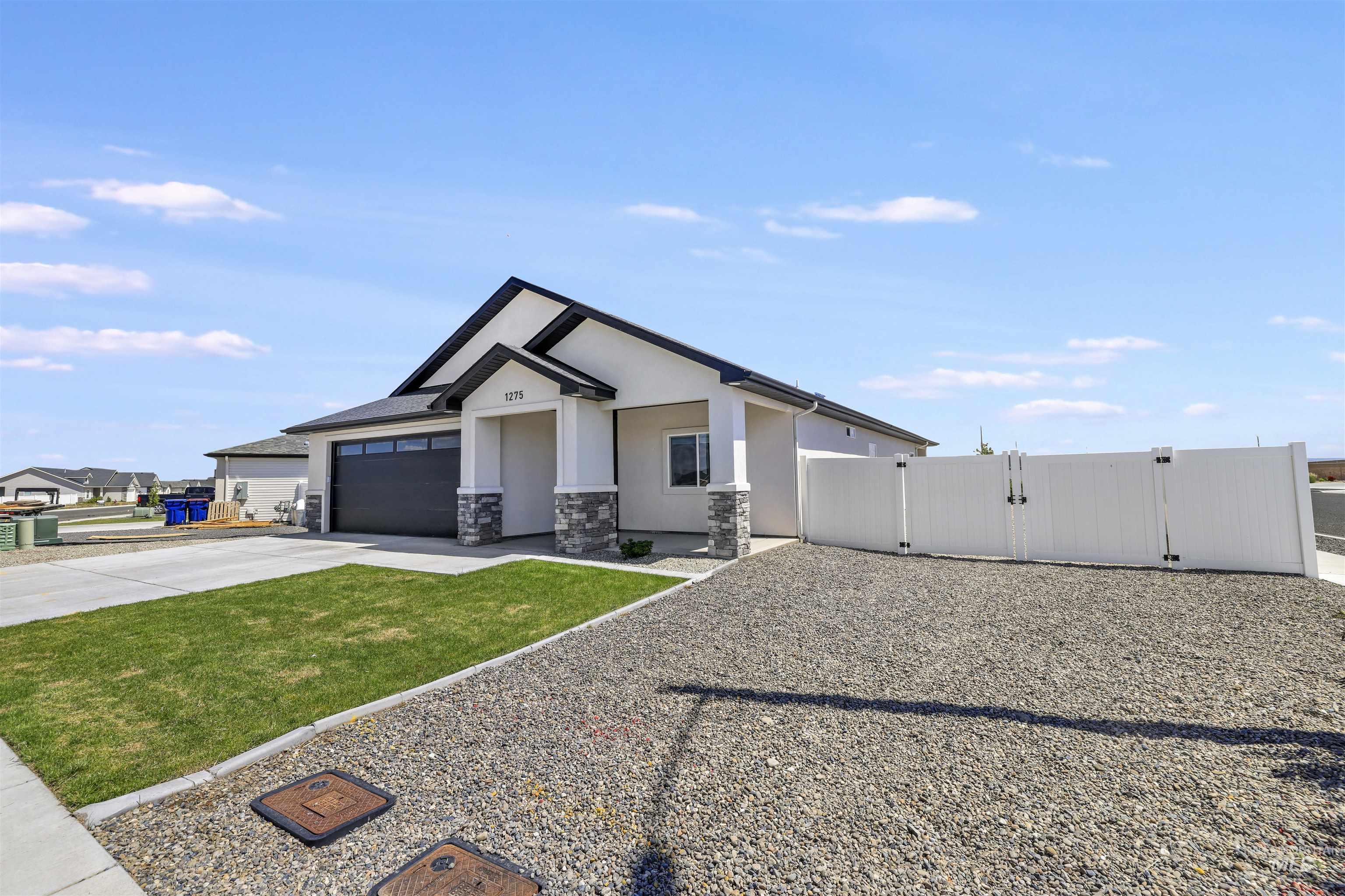 1275 Frank Henry Road, Twin Falls, Idaho 83301, 3 Bedrooms, 2 Bathrooms, Residential For Sale, Price $435,000, 98987289