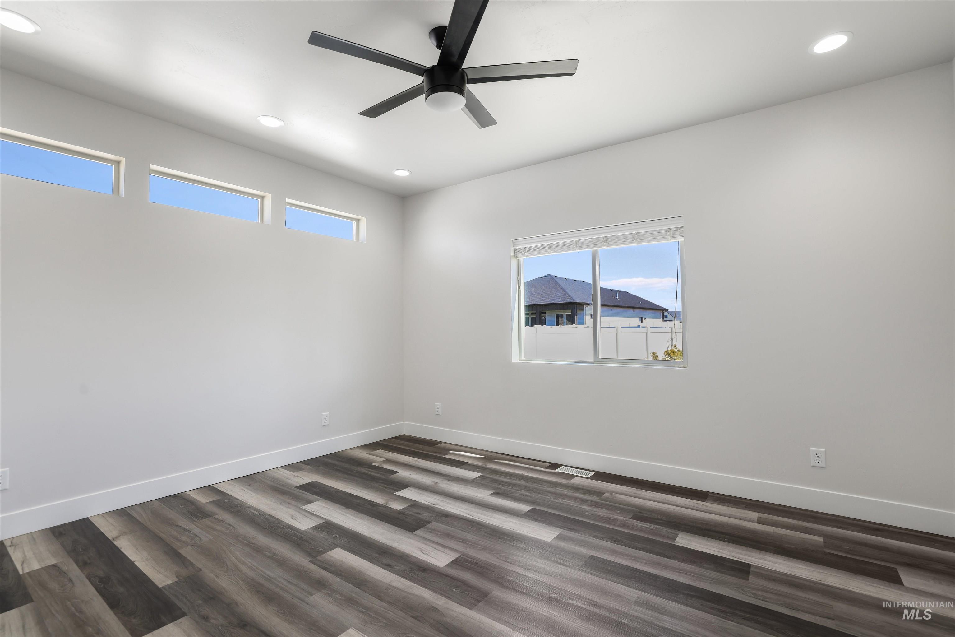 1275 Frank Henry Road, Twin Falls, Idaho 83301, 3 Bedrooms, 2 Bathrooms, Residential For Sale, Price $435,000, 98987289