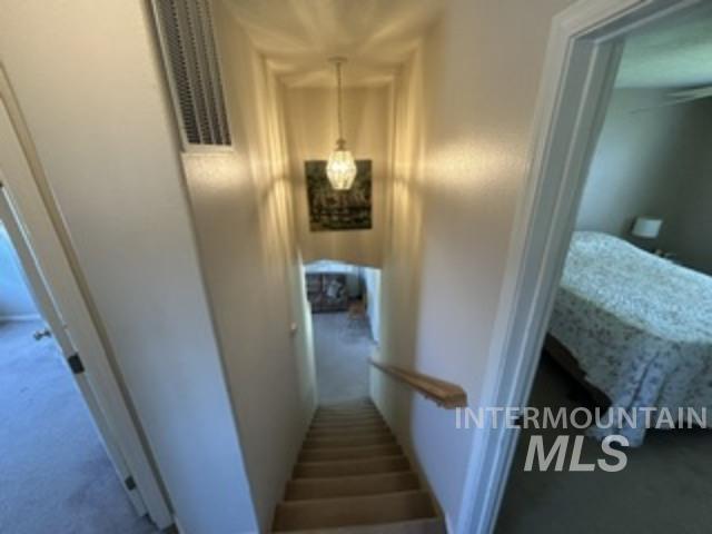 914 S Chestnut, Nampa, Idaho 83686-5990, 3 Bedrooms, 2.5 Bathrooms, Residential For Sale, Price $385,000, 98987290