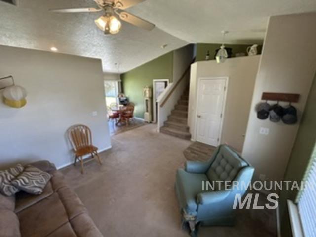 914 S Chestnut, Nampa, Idaho 83686-5990, 3 Bedrooms, 2.5 Bathrooms, Residential For Sale, Price $385,000, 98987290
