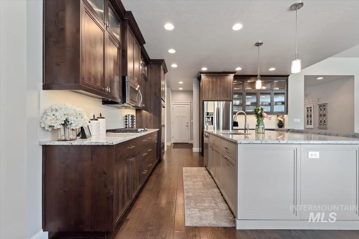 1169 W Deer Crest Dr, Meridian, Idaho 83646, 5 Bedrooms, 3 Bathrooms, Residential For Sale, Price $839,900, 98987296