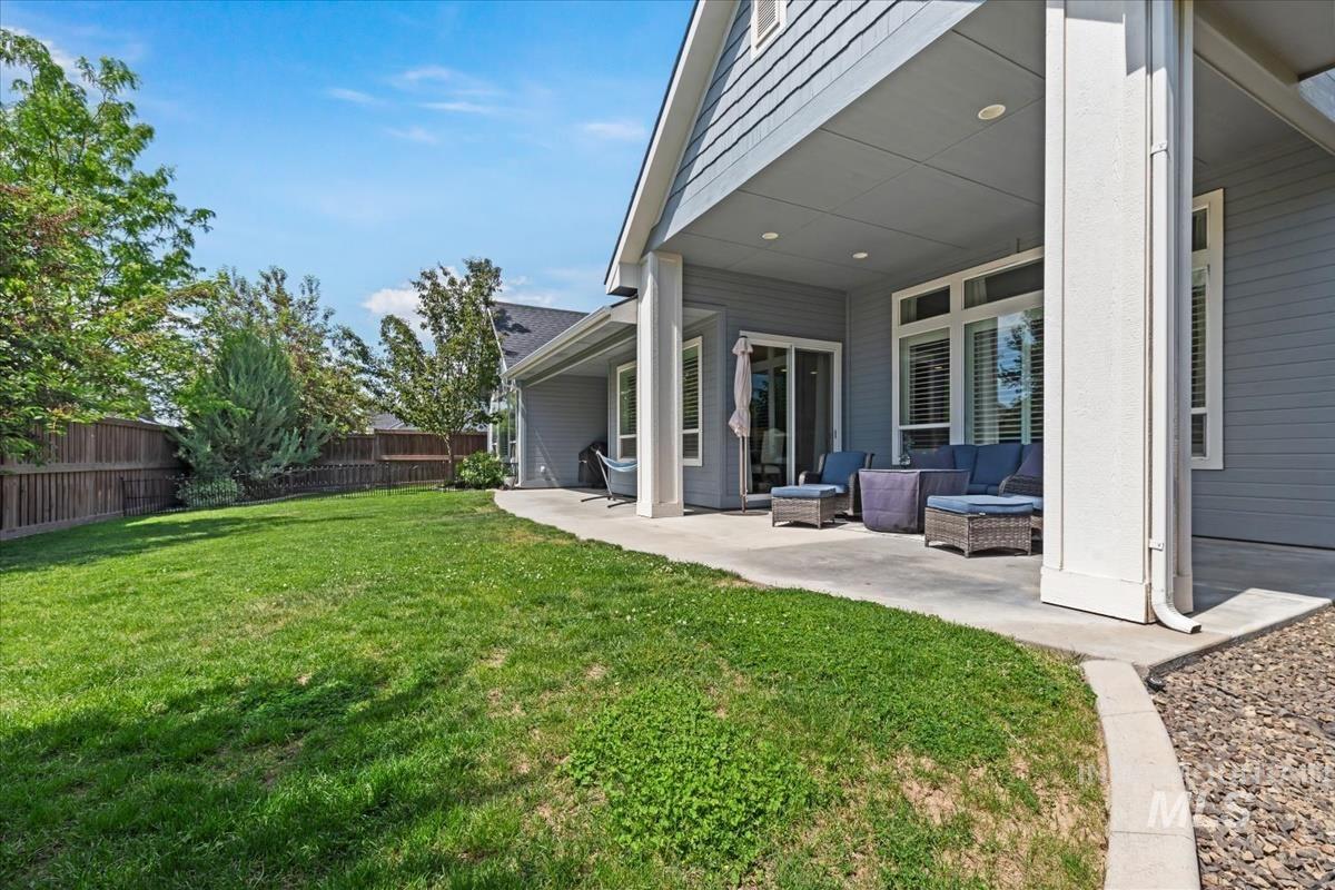 1169 W Deer Crest Dr, Meridian, Idaho 83646, 5 Bedrooms, 3 Bathrooms, Residential For Sale, Price $839,900, 98987296