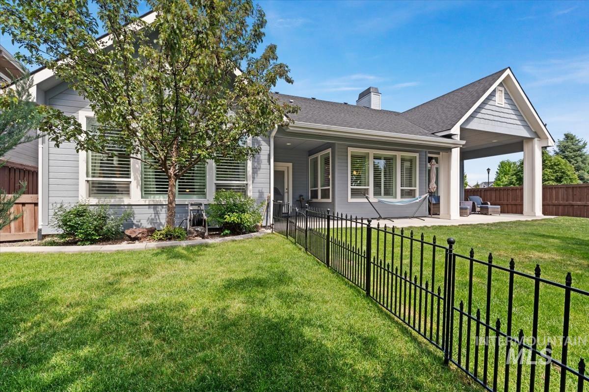 1169 W Deer Crest Dr, Meridian, Idaho 83646, 5 Bedrooms, 3 Bathrooms, Residential For Sale, Price $839,900, 98987296