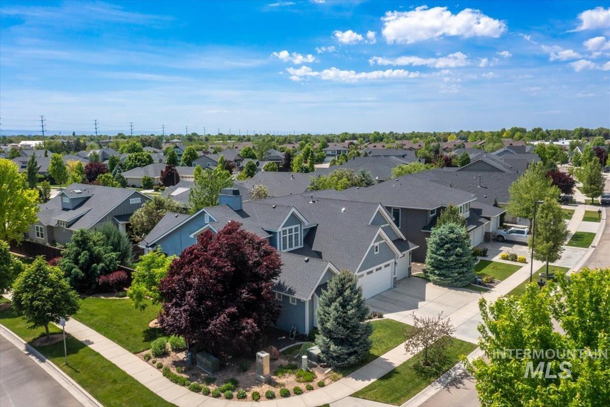 1169 W Deer Crest Dr, Meridian, Idaho 83646, 5 Bedrooms, 3 Bathrooms, Residential For Sale, Price $839,900, 98987296