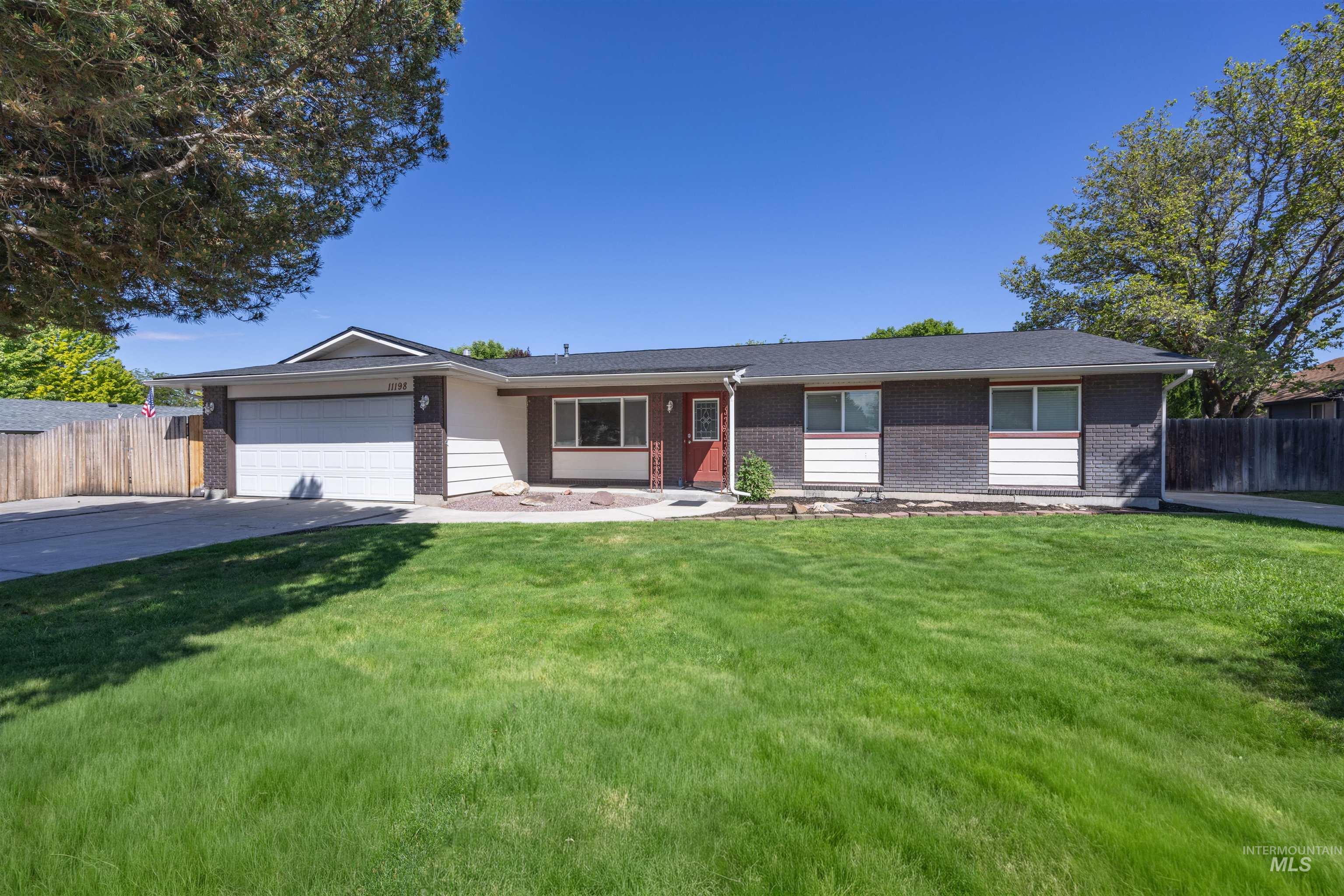 11198 W Oneida Dr, Boise, Idaho 83709, 3 Bedrooms, 2 Bathrooms, Residential For Sale, Price $550,000, 98987297