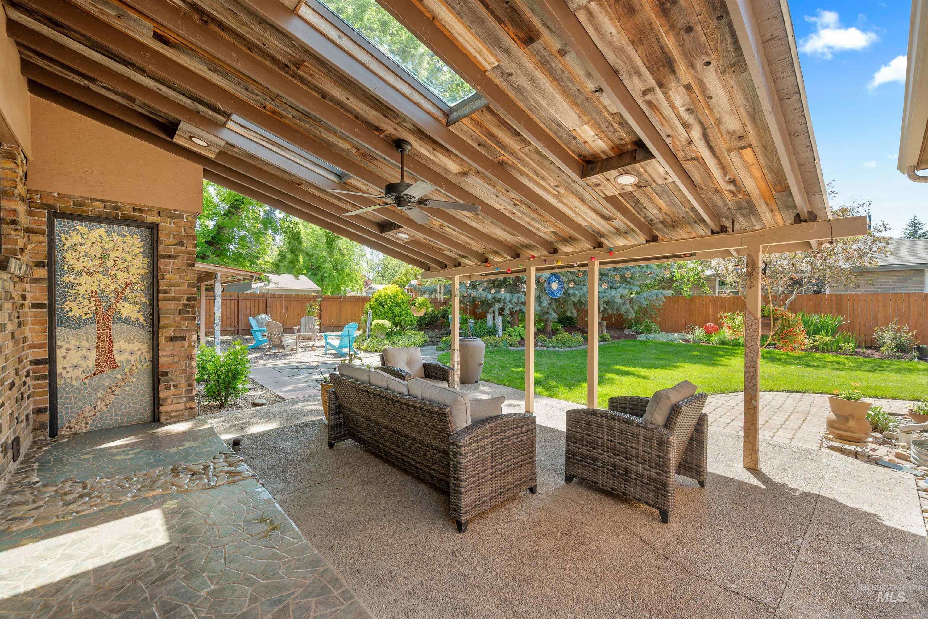 1001 S Roosevelt St., Boise, Idaho 83705, 3 Bedrooms, 3 Bathrooms, Residential For Sale, Price $674,900, 98987299