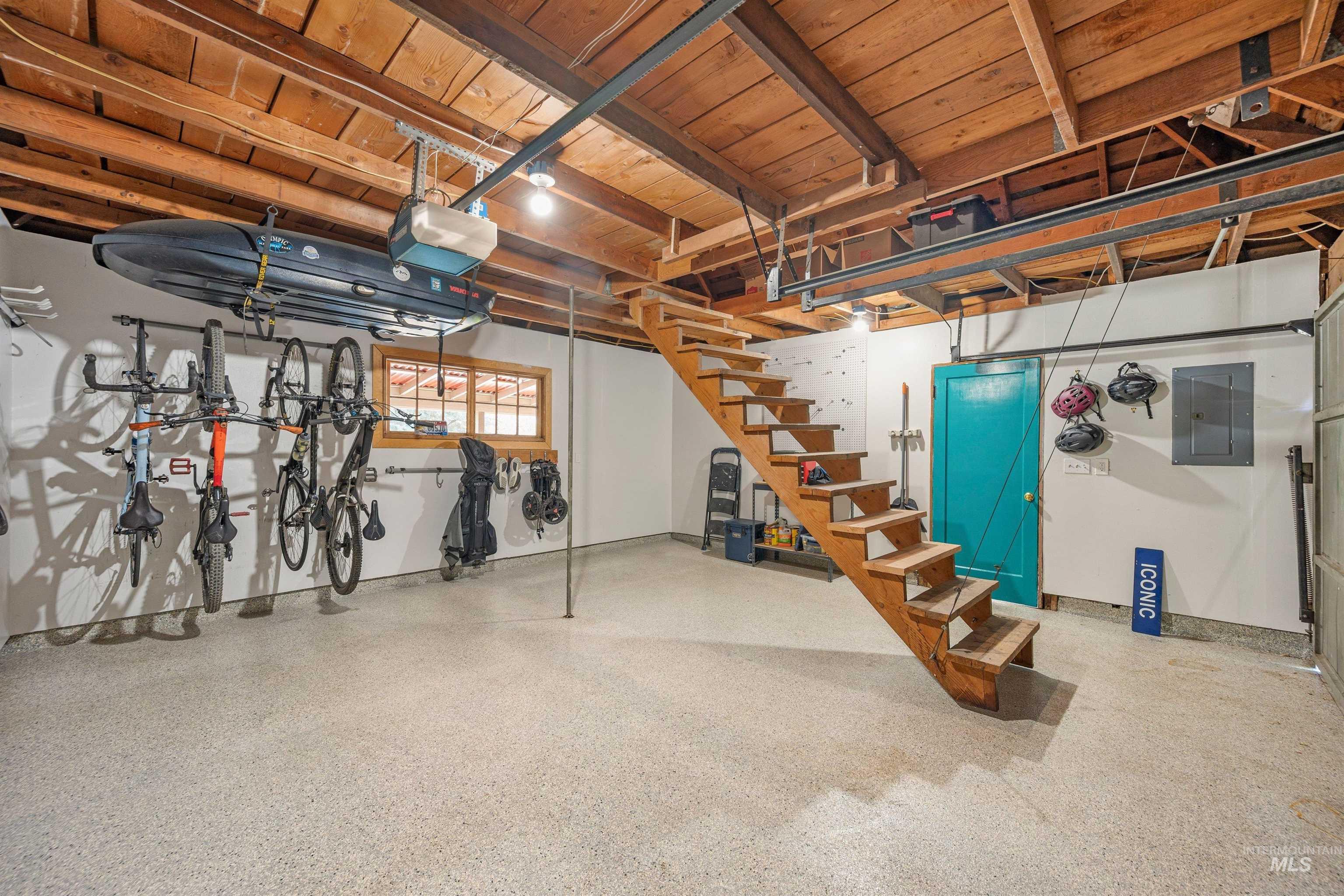 1001 S Roosevelt St., Boise, Idaho 83705, 3 Bedrooms, 3 Bathrooms, Residential For Sale, Price $674,900, 98987299