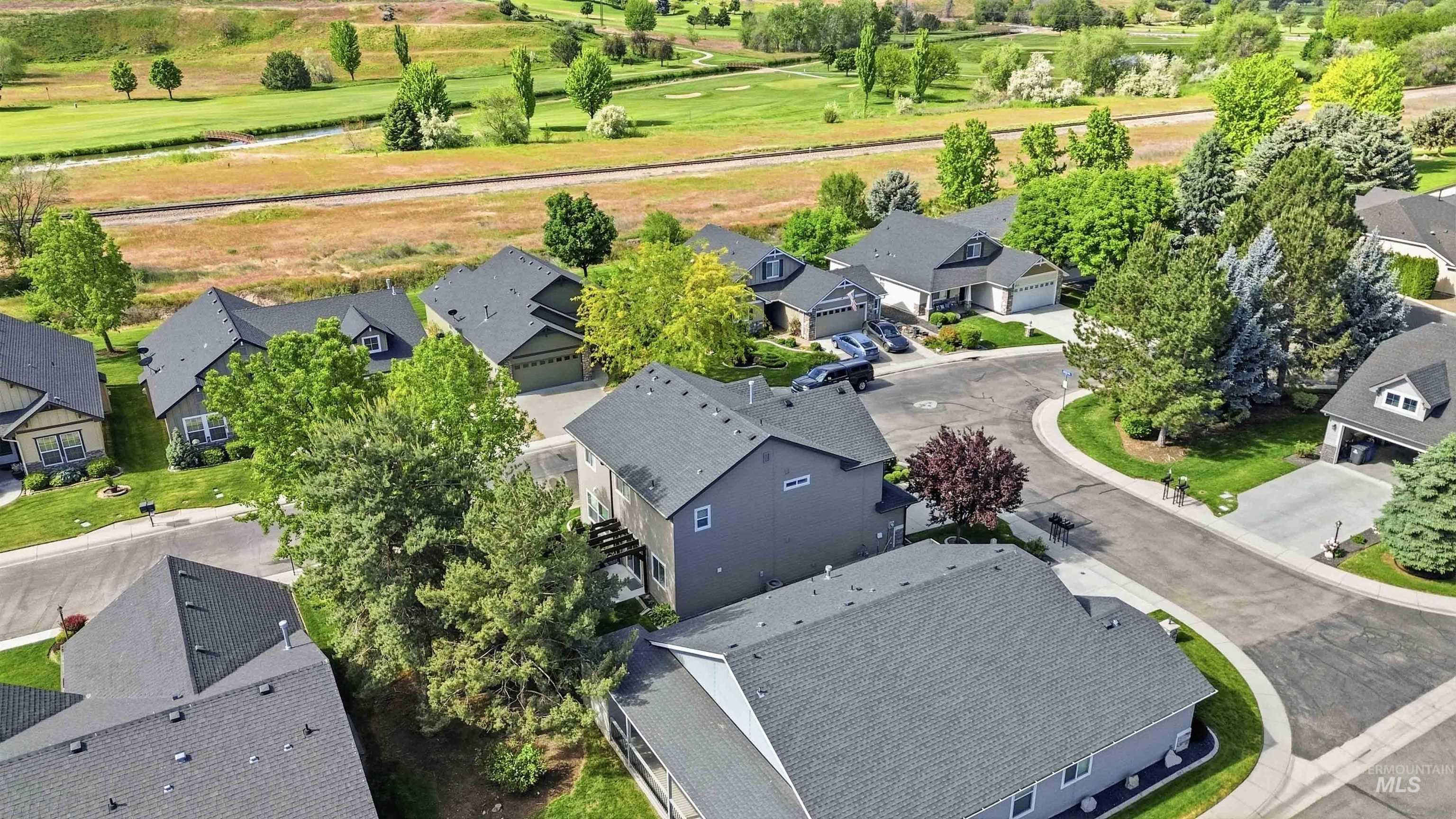 16406 N Greens Ct, Nampa, Idaho 83687, 3 Bedrooms, 2.5 Bathrooms, Residential For Sale, Price $449,900, 98987300