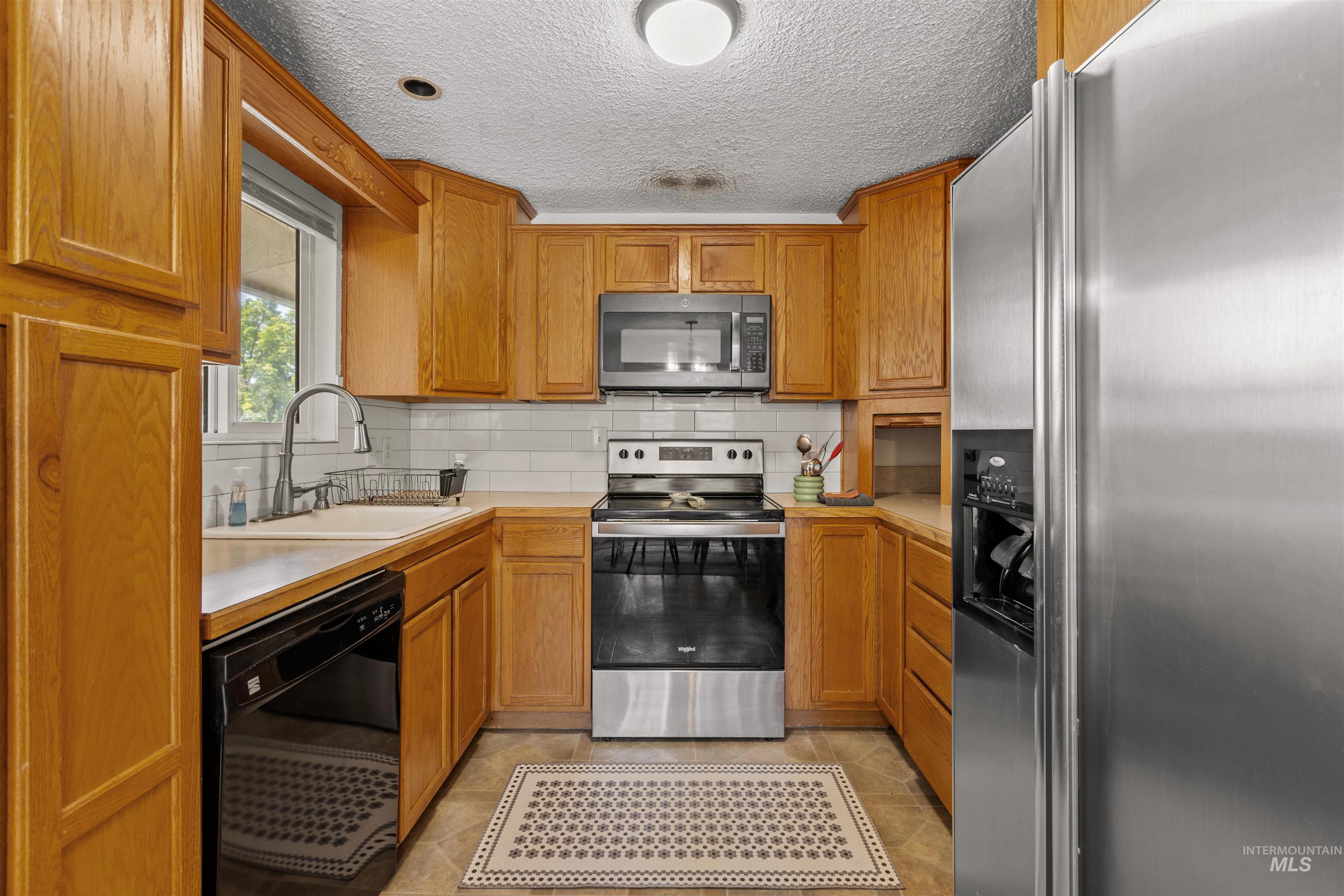 7100 W Pomona, Boise, Idaho 83704, 4 Bedrooms, 2 Bathrooms, Residential For Sale, Price $431,500, 98987303