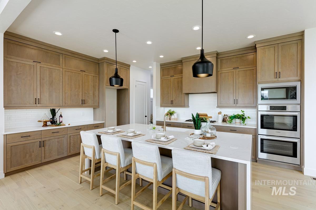 21834 Appaloosa Ave, Star, Idaho 83646, 4 Bedrooms, 3.5 Bathrooms, Residential For Sale, Price $959,900, 98987308