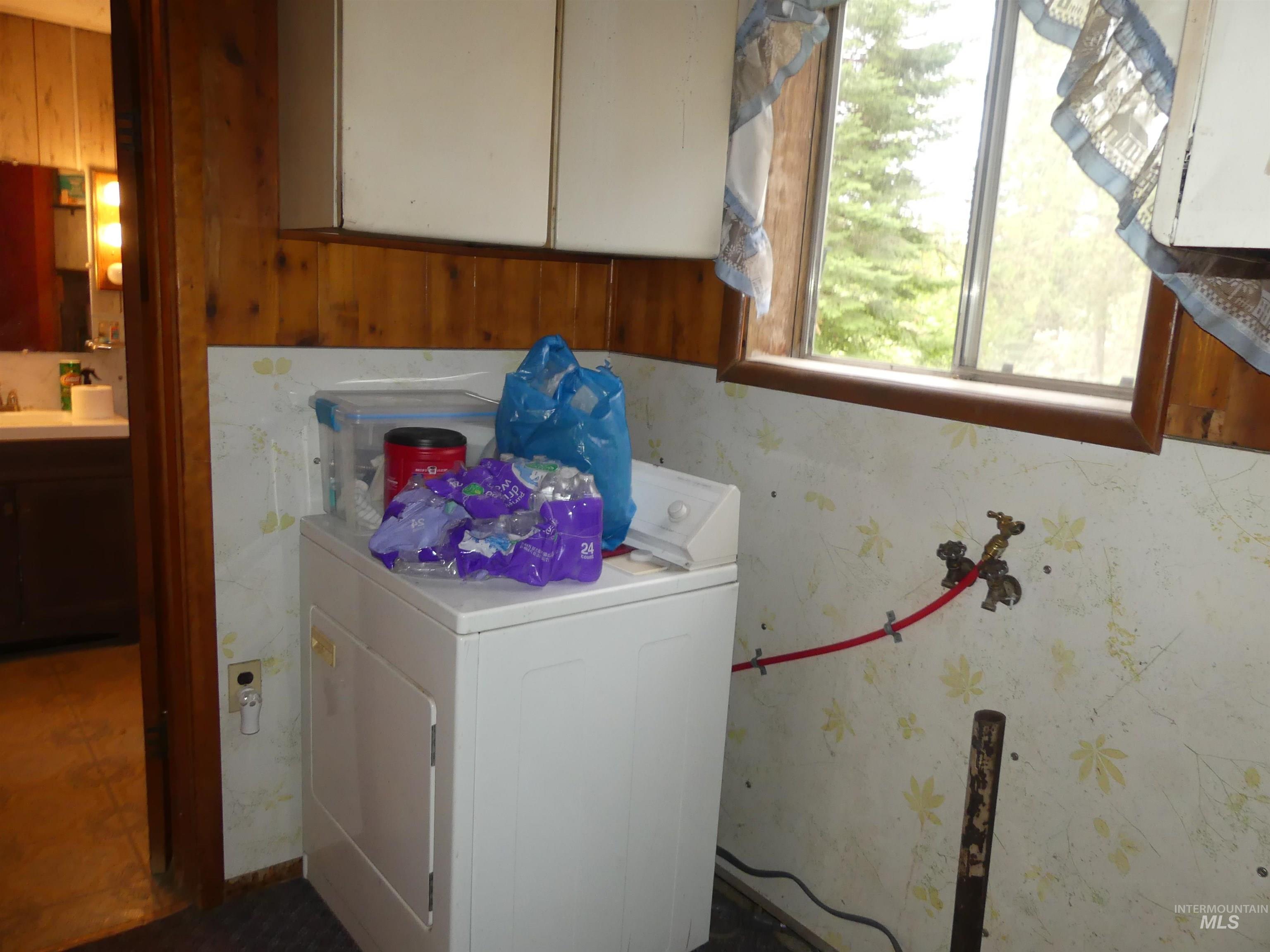36975 Highway 11, Pierce, Idaho 83546, 4 Bedrooms, 1 Bathroom, Residential For Sale, Price $275,000, 98987316